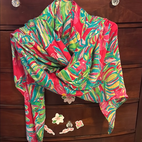Lilly Pulitzer Accessories - Lilly Pulitzer Floral Print Pareo Scarf Pomegranate Jungle Tumble